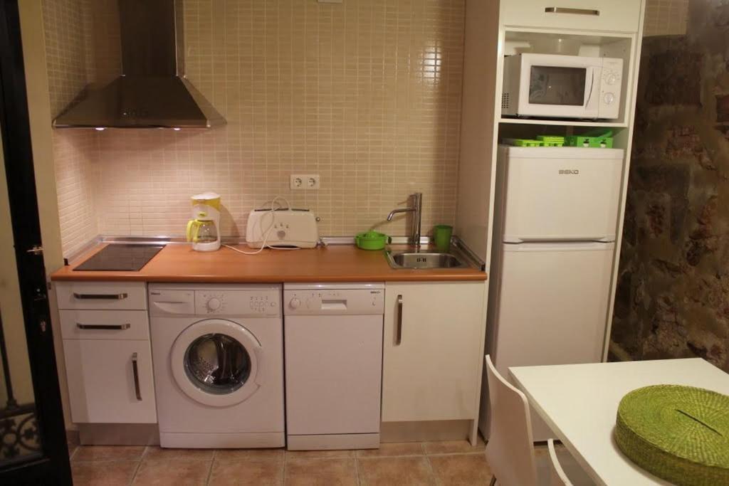 Apartamentos Caces Chambre photo